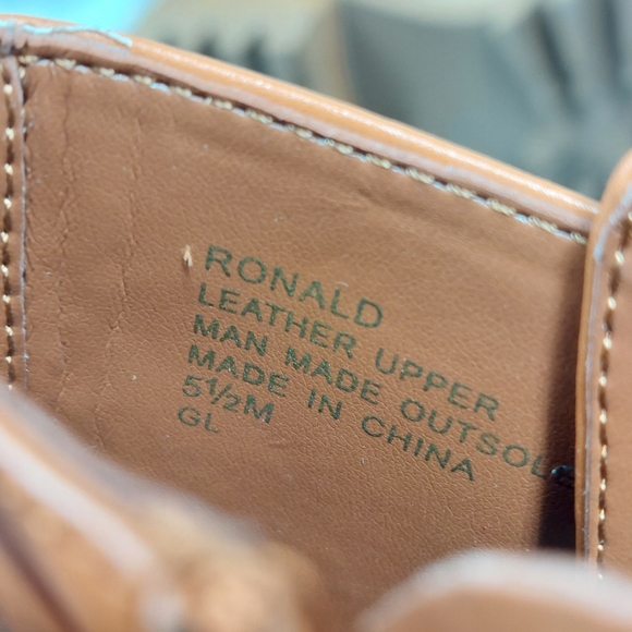 NEW Aerosoles Ronald Brown Leather Buckle Chunky Ankle Boots X479 - Picture 10 of 11